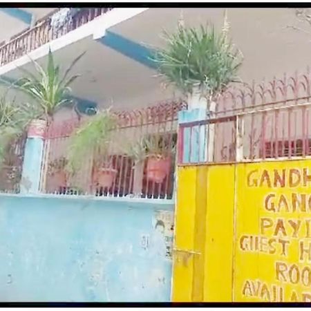 Gandhi Ganaga Guest House Varanasi Exterior photo